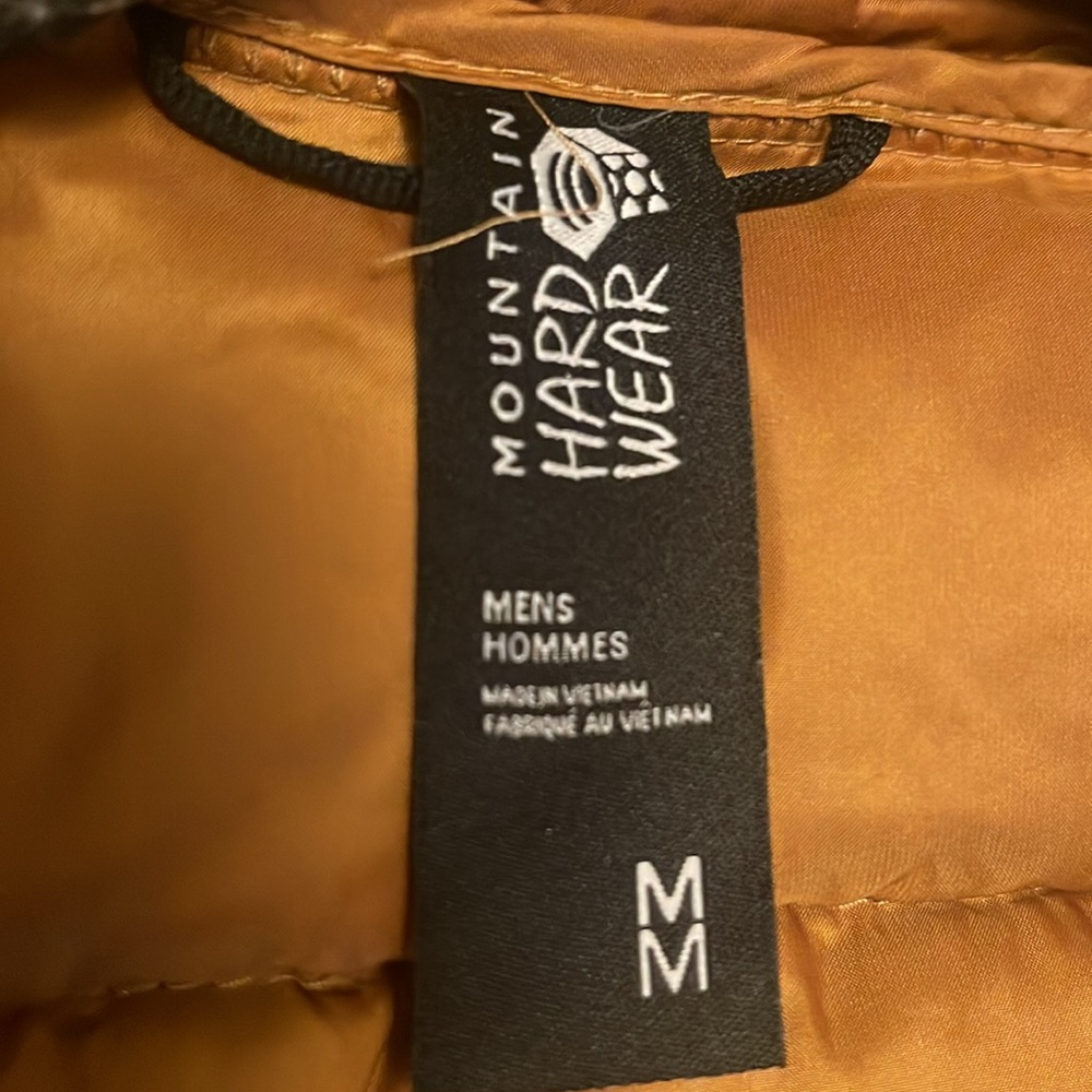 mountain hardware jacket - Picture 2 of 4
